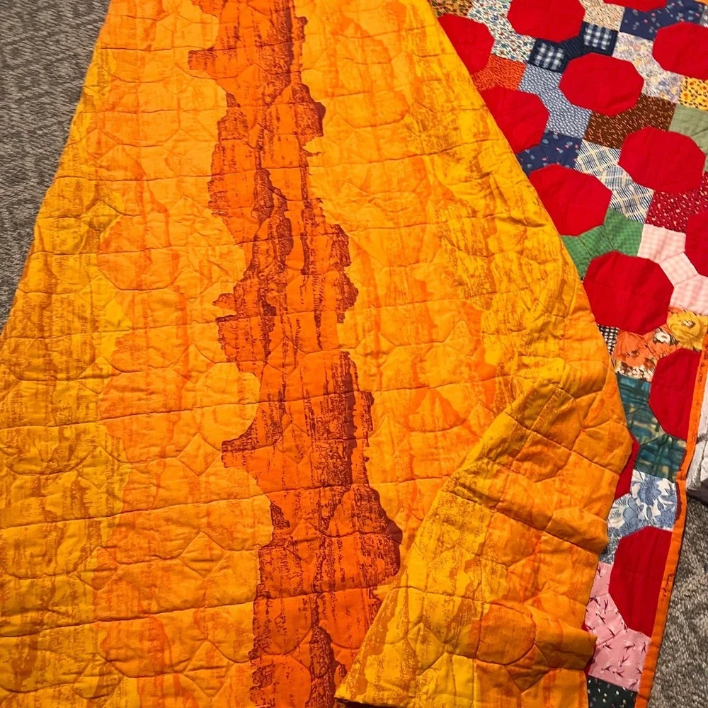 VTG Handmade Appliqué Quilt Full Queen 83x95 Red Circle Patchwork Scrap Quilt